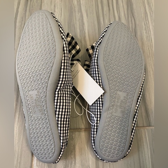 Nine West 7-8 gingham bow house shoes. NWT #ninewest #NWT #gingham #bows - Picture 3 of 5